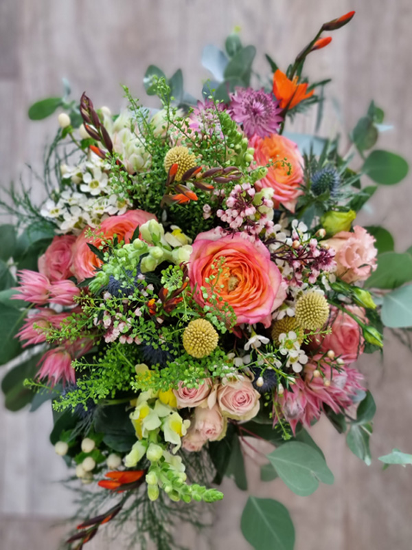 Wedding Flowers Kent and East Sussex, Bridal Bouquets, Thanet Florist, Wedding Table Arrangements for weddings in Kent